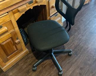 Desk chair
