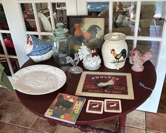 Rooster Decor and Drop Leave Table
