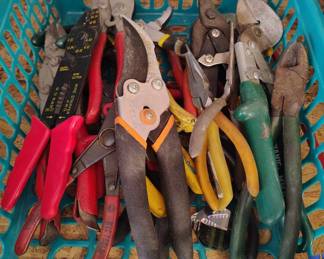 pliers