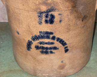 Very cold 3 Gallon Crock