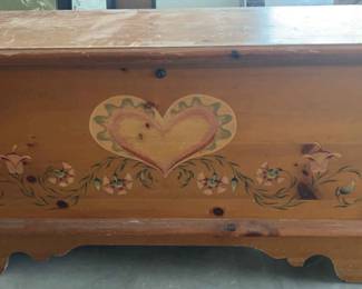 PA117VLane Cedar Chest