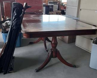 PA141Samson International Wood Table