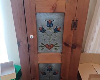 Country style cabinet