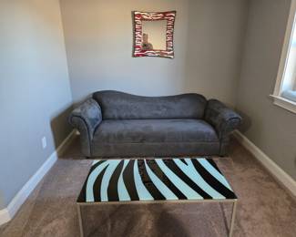 Zebra table!