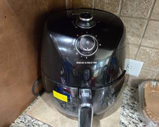 Great kitchen small appliances.