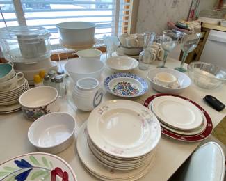 Assorted kitchenware and china