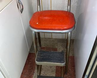 Vintage red Stepstool 