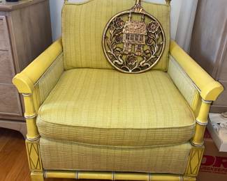 Vintage arm chair … deeeeep seat!
