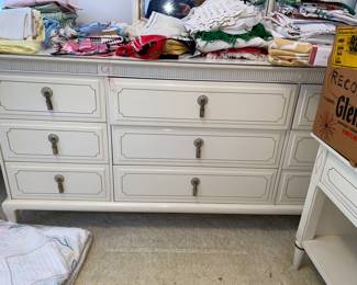 American of Martinsville low boy dresser with mirror