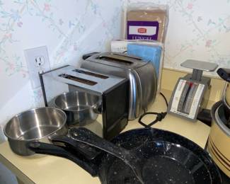 Toasters and cookware