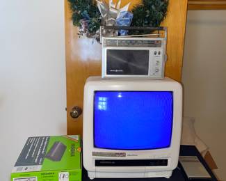 Radio and vhs player TV