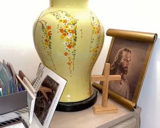 Large floral yellow lamp