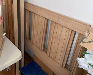 Kent Coffey bedframe