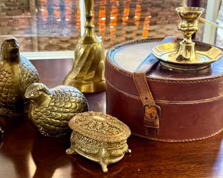 Vintage trinkets galore