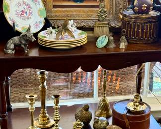 Beautiful butler’s stand