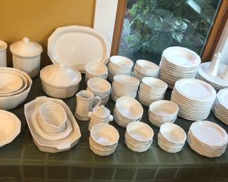 Huge set of Pfaltzgraff “Heritage” - 125+ pieces (pieces priced individually)