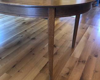 Detail of Drexel dining table