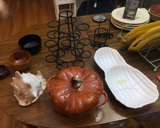 Big seashell, Staub cast iron pumpkin casserole, asparagus dish, cast iron stand