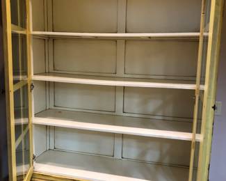Interior of hutch - shelves are not adjustable