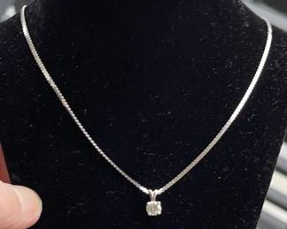 14K 585 Italy White Gold Chain With 14KP Pendant