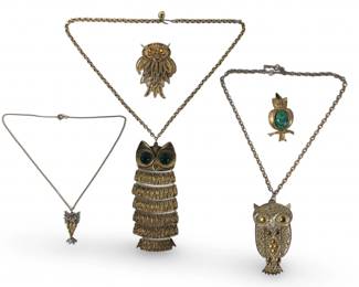 (5pc) Detailed Gold Tone Owl Pendants/Necklaces