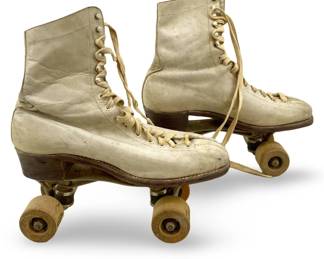 Size 6 Vintage Chicago Ware Bros. Roller Skates