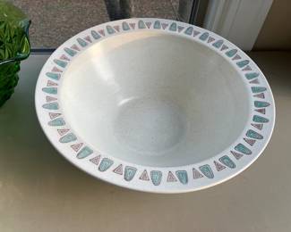 Metlox/Poppytrail large 13" bowl in Navajo pattern