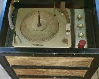 Super-Cool RCA Victor Turntable / Speaker, ca. 1955