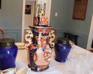 20th Century Chinese Polychrome Porcelain Vase With Lid,