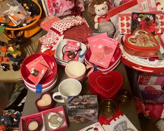 Plenty of Valentines ....gifts and wrap paper