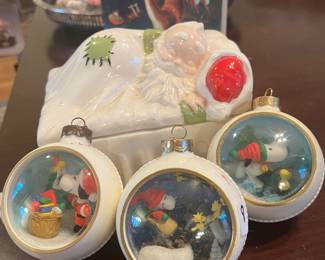 Vintage Snoopy holiday