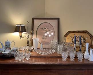 Fostoria, Milk Glass. Brass lamp!!