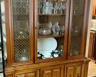 Thomasville MCM China Cabinet