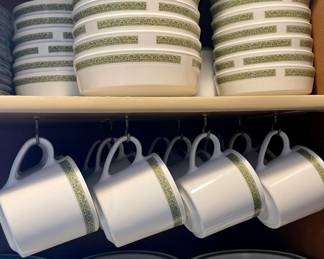 Corning Lynwood Green Dish/Coffee Set