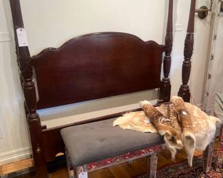 Four poster queen bed, mirrored bench, deer hides