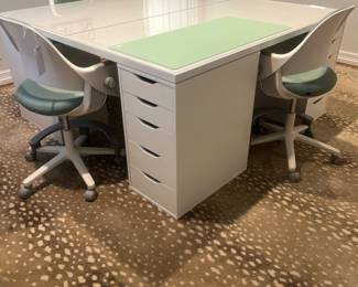 13’ x 10’ antelope, white desks with multiple configurations