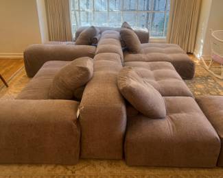 Pixel Modular sectional, can be arranged in multiple ways