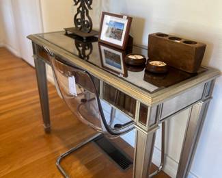 Mirrored writing desk