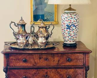 19th Century Louis Phillipe walnut burled commode