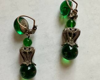 Vintage French (Depose) clip earrings