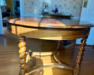 Round Dining table detail.  Barley twist legs.. 