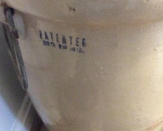 5 Gallon Red Wing Crock with Top