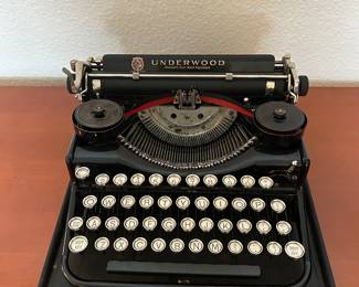 Vintage Underwood Typewriter