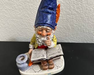 Vintage Goebel
Bob the Bookworm