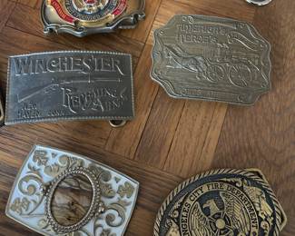 Belt buckles 