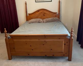 Queen sized 4 Poster bed (medium Pine wood) Selling as a set along with the tall dresser and dresser with mirror
