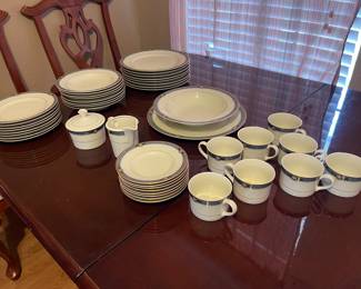 48 PC Mikasa Fine China L3114 Serena Blue Thailand Complete with 8 Sets - Excellent Condition - no Chips