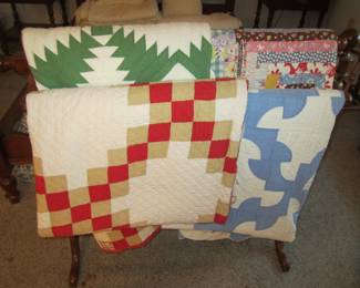 There are 17 vintage quilts.