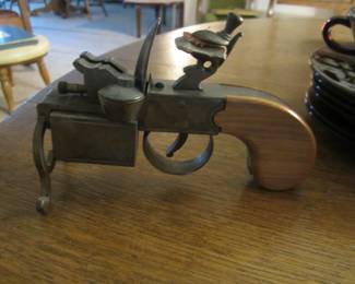 Vintage Dunhill Pistol Lighter - Flintlock Brass, 1930's