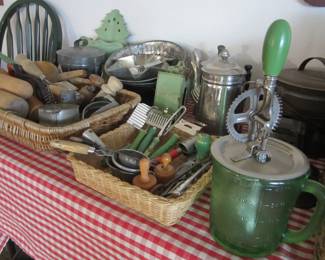 Many Vintage Kitchen Appliances